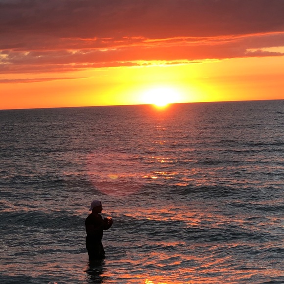 Hello - Picture 13 of 16